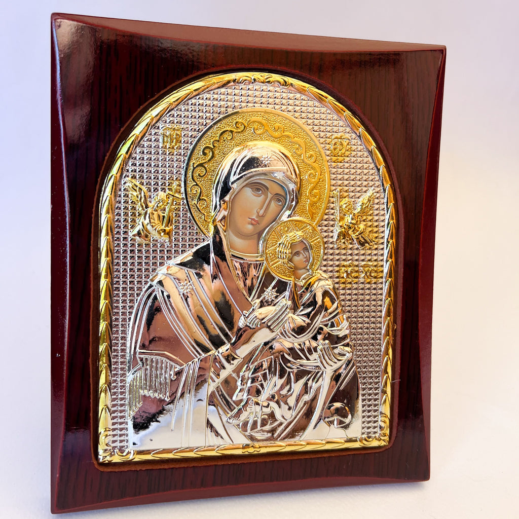 Icoane Argintate și Sculptură Manuală